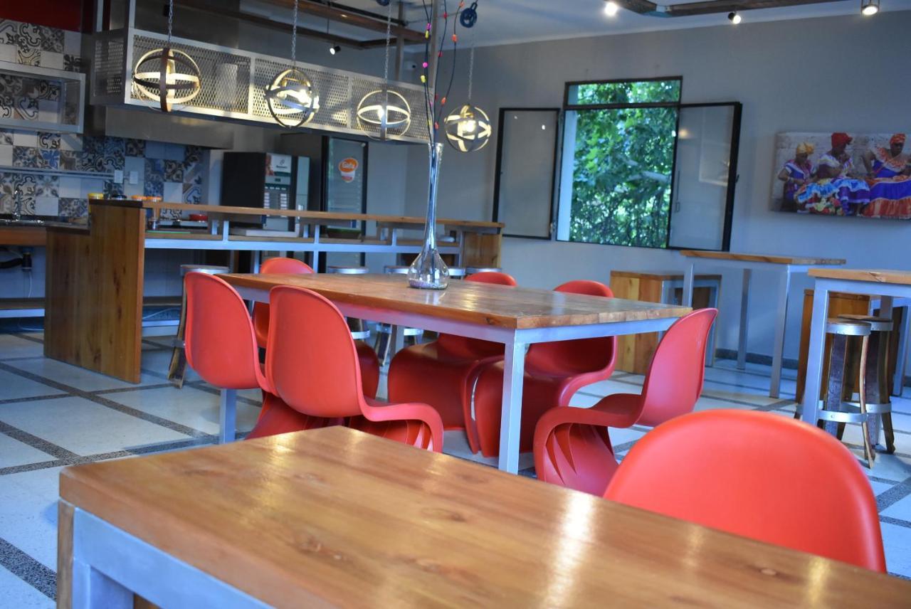Jac Hostel Boutique Мендоса Экстерьер фото